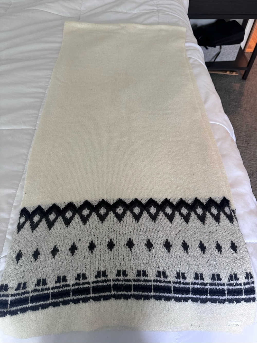 Neutral Cream and Black Patterned Throw scarf